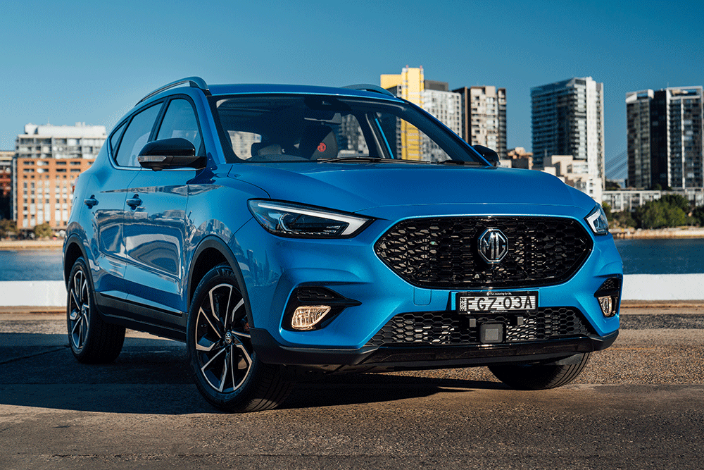 MG ZST Essence front view.