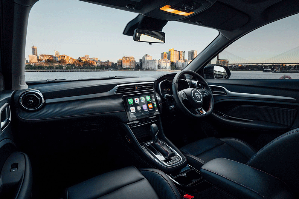 MG ZST Essence interior view.