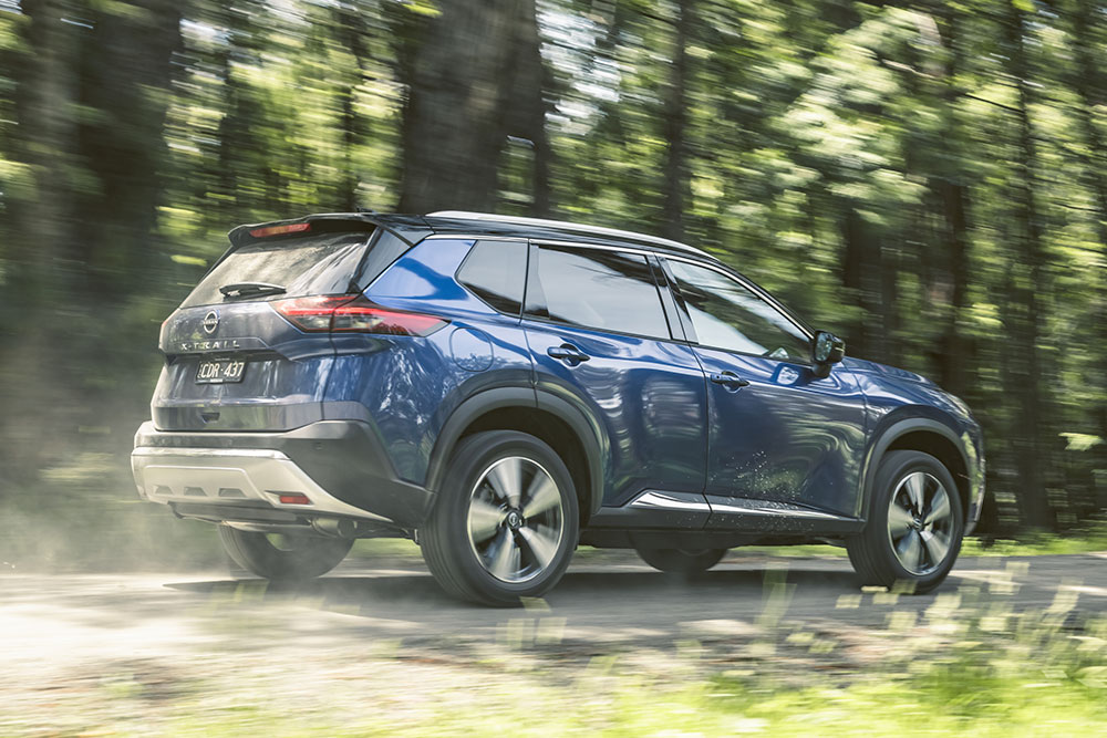 Nissan X-Trail side view.