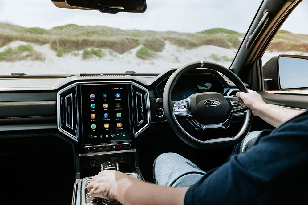 JAC Motors T9 ute interior.