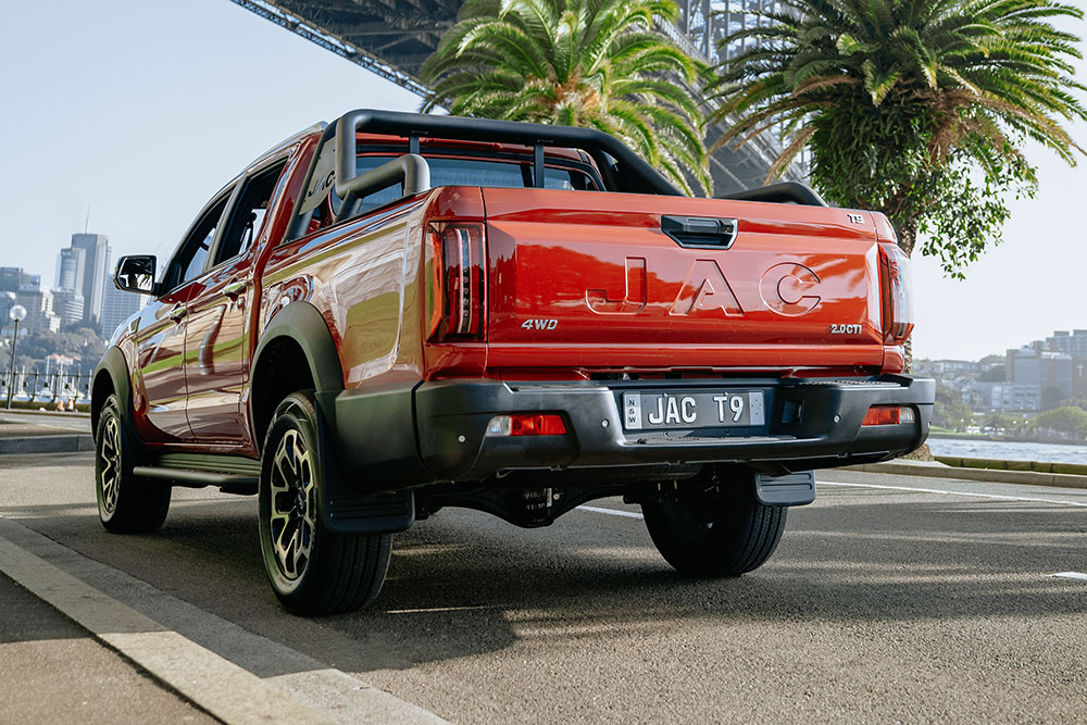 JAC Motors T9 ute rear view.