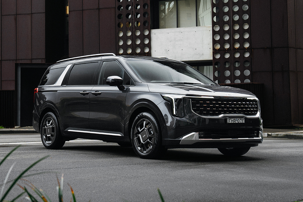 Kia Carnival GT-Lline Luxury Hybrid