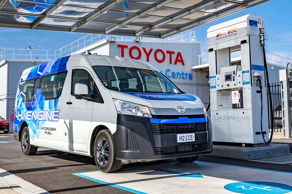 Hydrogen Toyota HiAce.