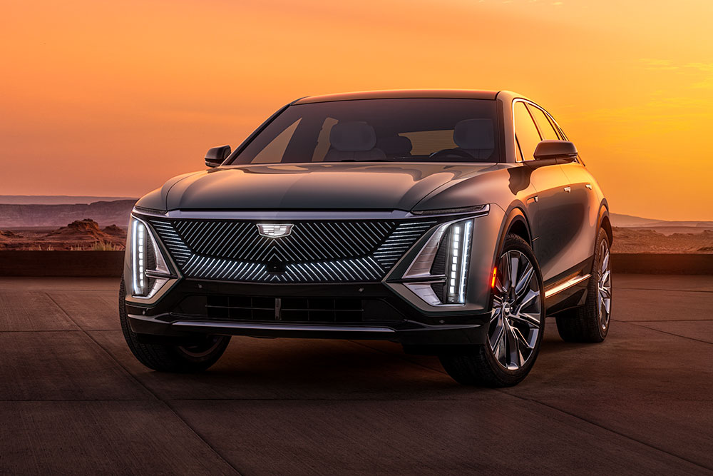 Cadillac Lyric exterior.