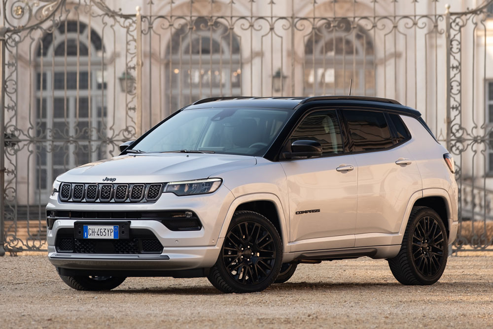 Plug in deals hybrid jeep compass