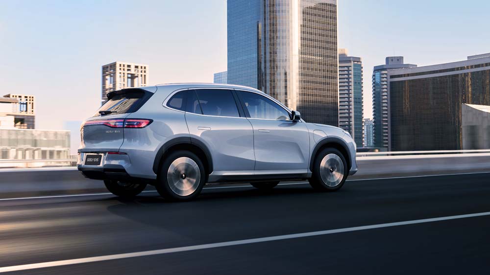 Rear side view of the Geely EX5 EV.