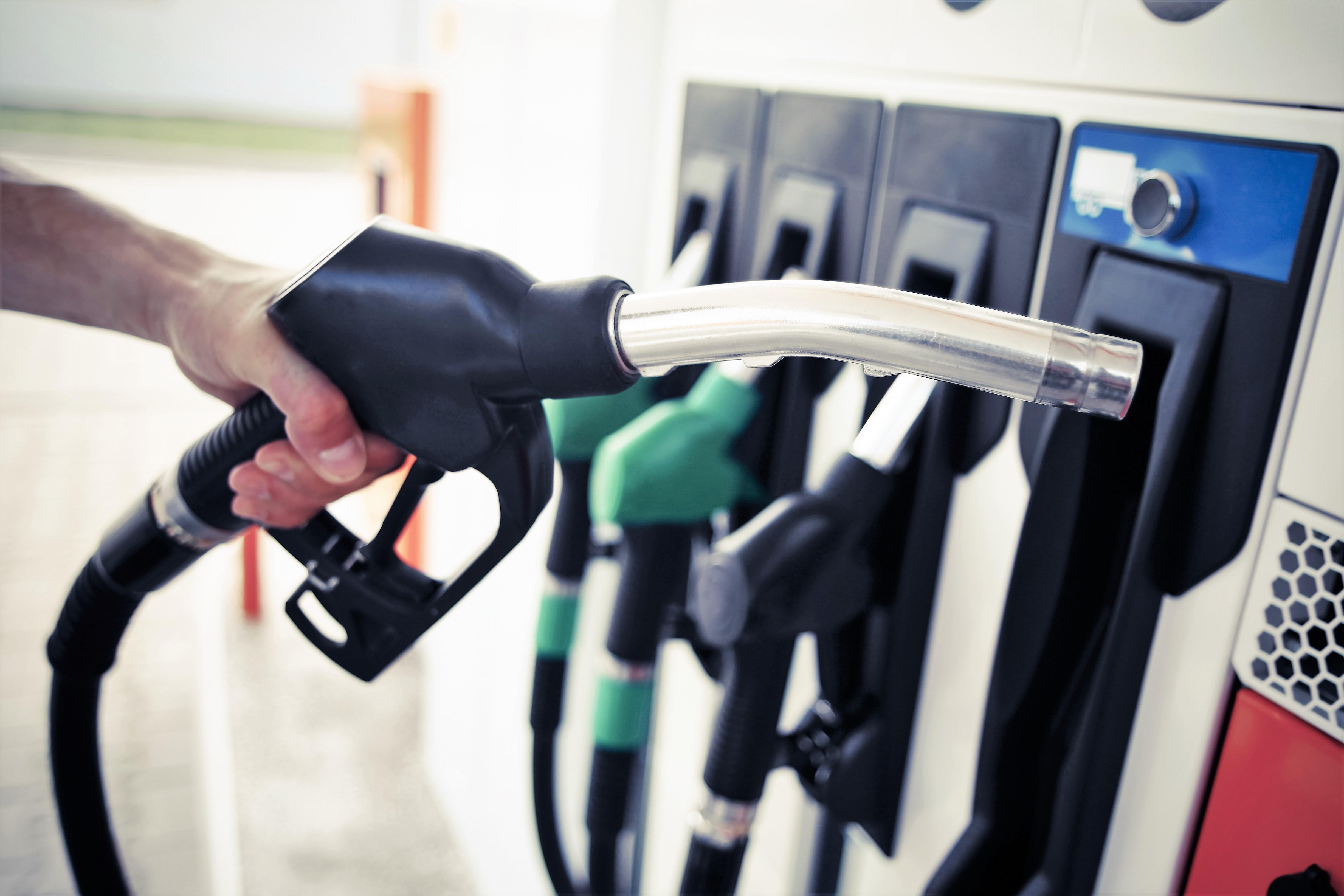 record-petrol-prices-hit-regional-queensland-racq