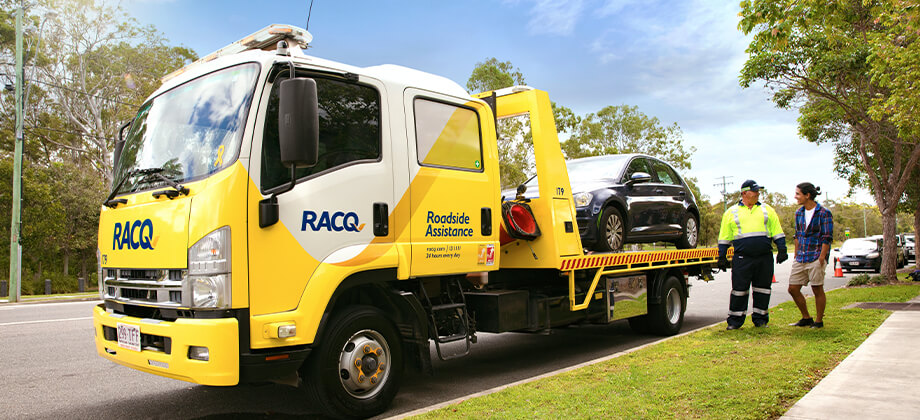 Roadside truck with car loaded